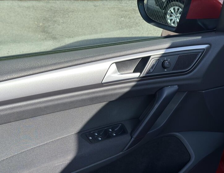 Volkswagen Golf Sportsvan MPV 1,4 l 92 kw