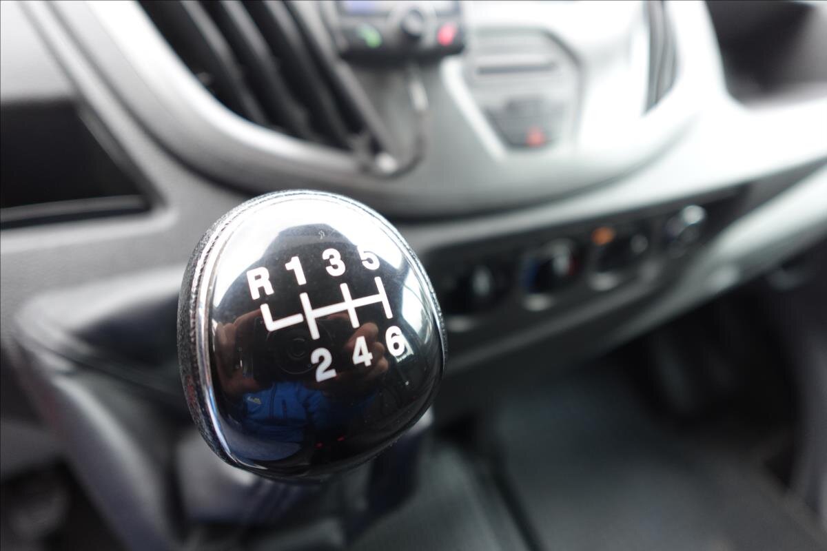 Ford Transit Valník 2,0 l 96 kw