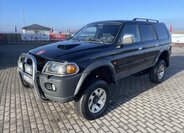 Mitsubishi Pajero 1