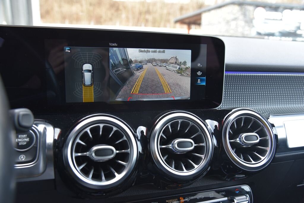 Mercedes-Benz GLB SUV / Terénní 2,0 l 110 kw