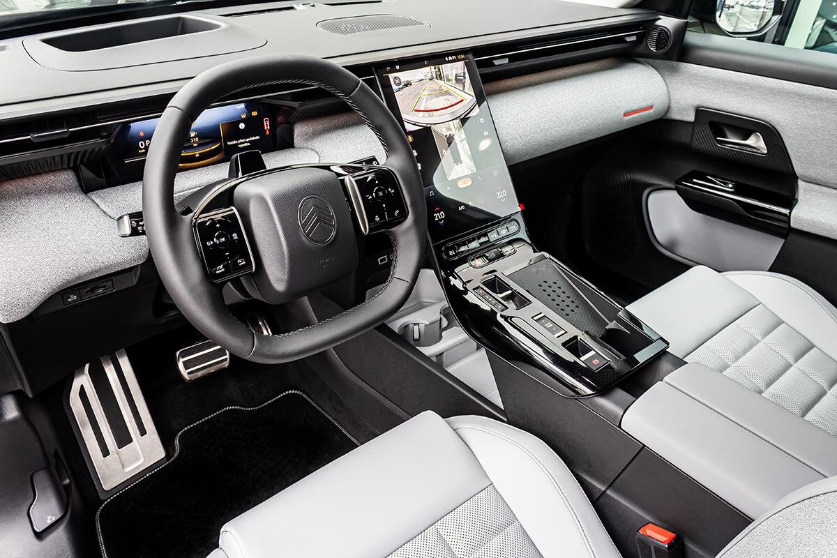 Citroën C5 Aircross SUV / Terénní 1,2 l 107 kw