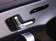 Mercedes-Benz CLA Sedan / Limuzína 2,0 l 140 kw