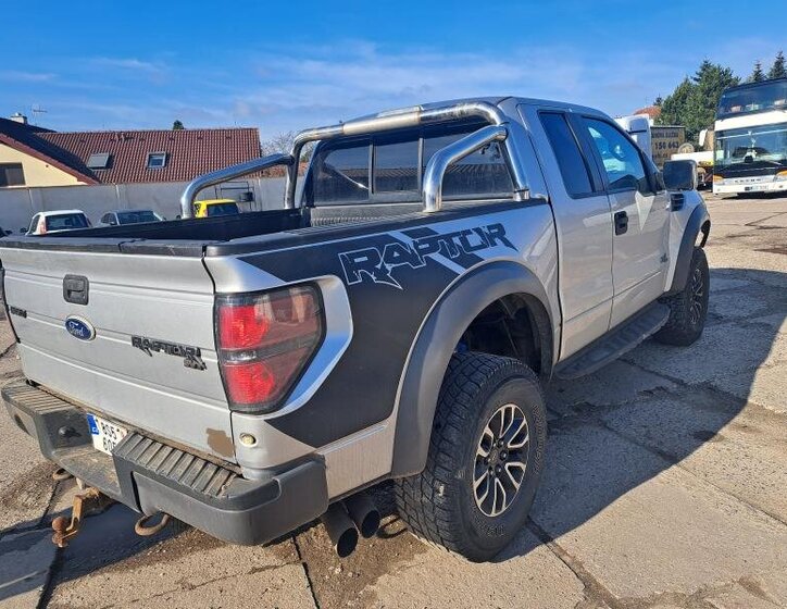 Ford F-150 Pick-up 6,2 l 306 kw