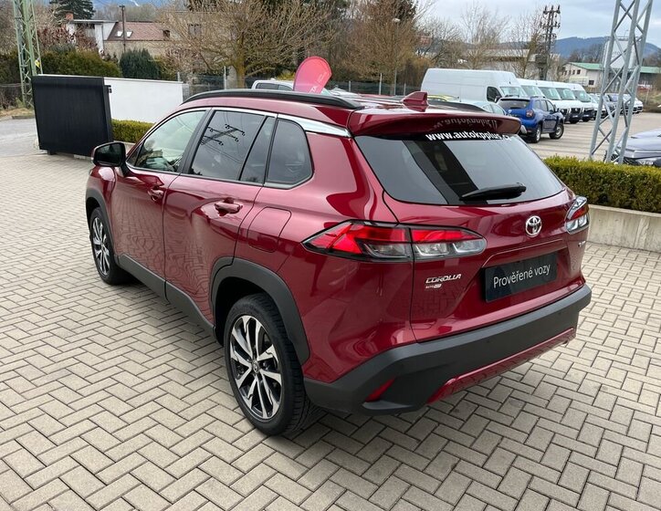 Toyota Corolla Cross SUV / Terénní 1,8 l 72 kw