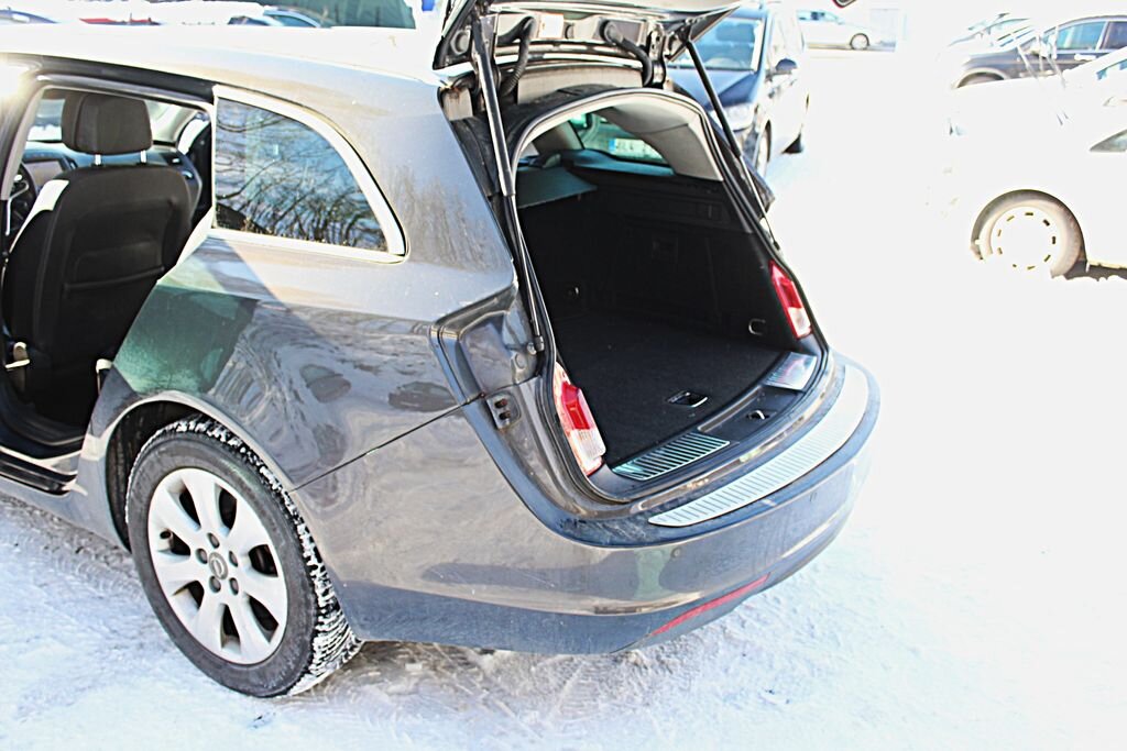 Opel Insignia Kombi 2,0 l 120 kw