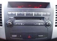 Mitsubishi Outlander 24