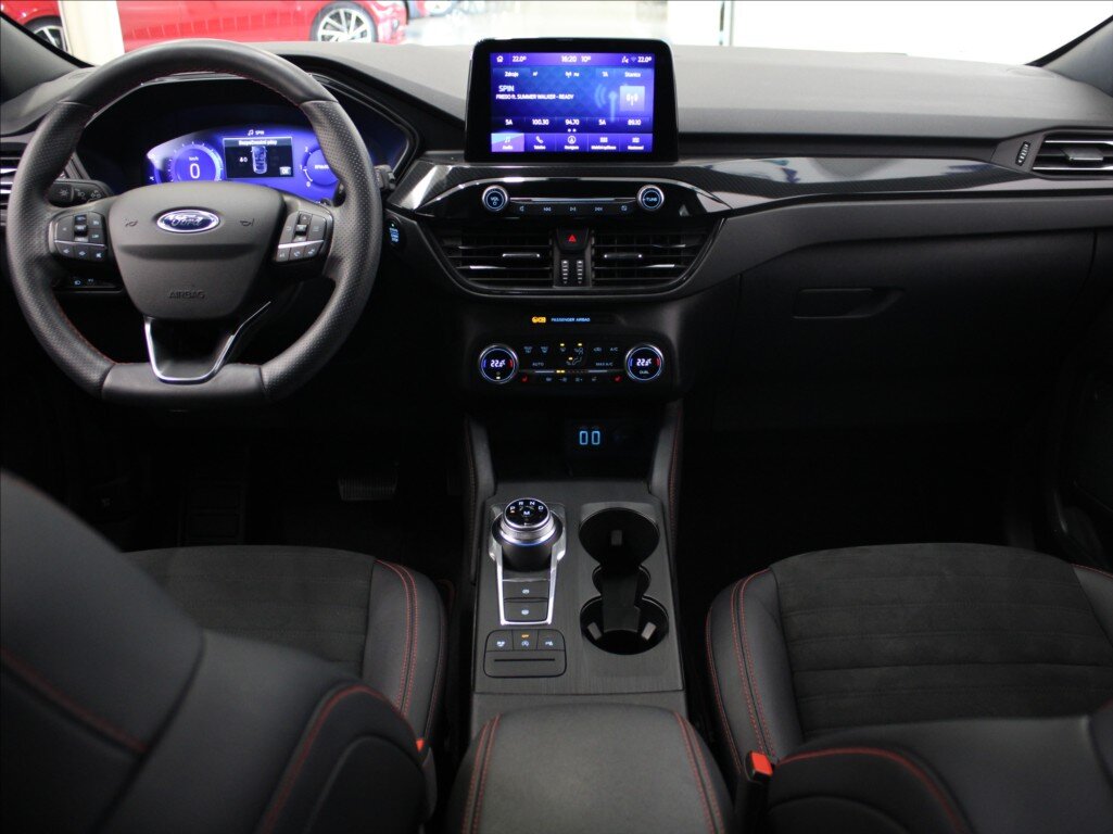 Ford Kuga SUV / Terénní 2,0 l 140 kw