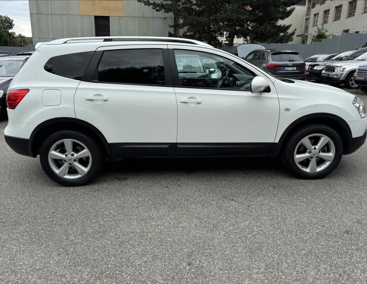 Nissan Qashqai SUV / Terénní 1,5 l 76 kw