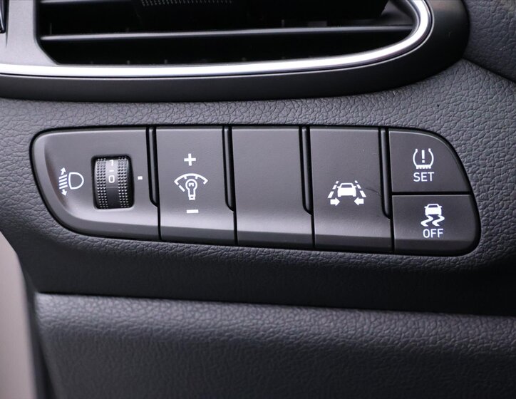 Hyundai i30 Hatchback 1,4 l 73 kw