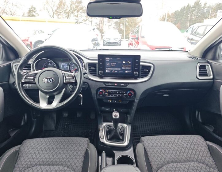 KIA XCeed SUV / Terénní 1,5 l 118 kw