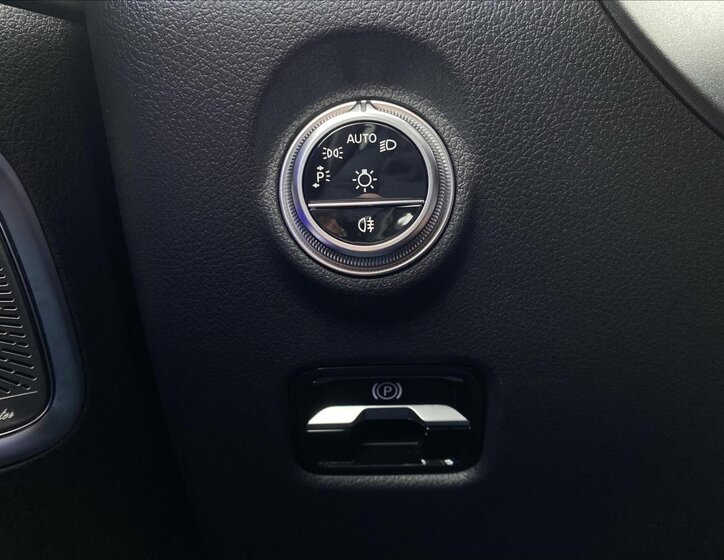 Mercedes-Benz Třídy C 16