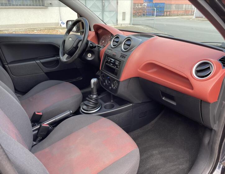Ford Fiesta 18