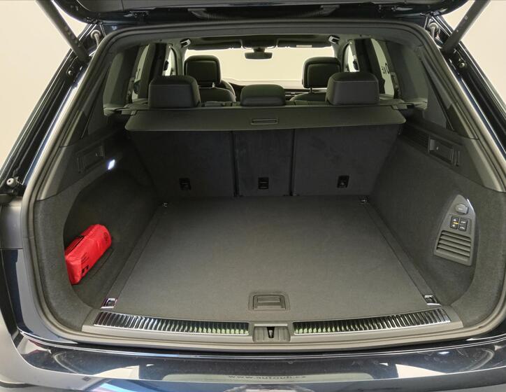 Volkswagen Touareg 15