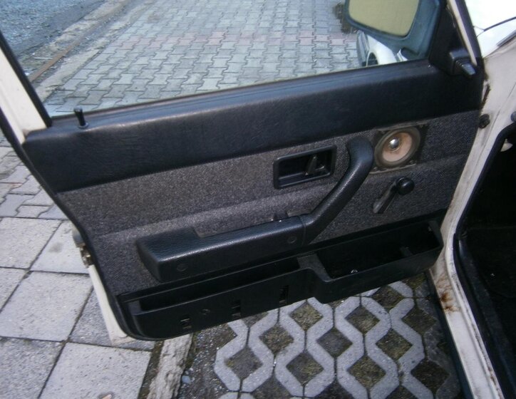 Volvo 240 Kombi 2,3 l 85 kw