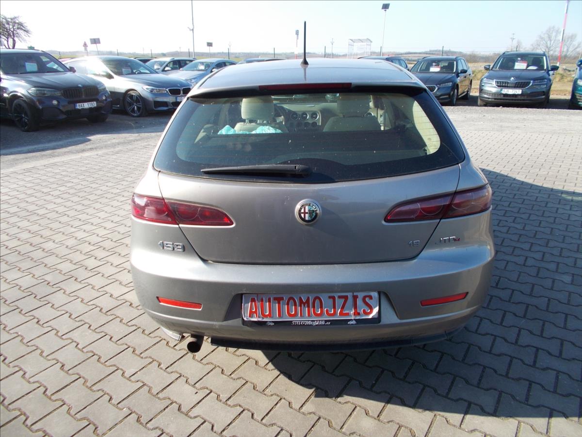 Alfa Romeo 159