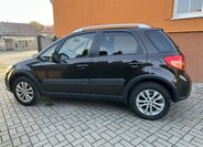 Suzuki SX4 Hatchback 1,6 l 88 kw