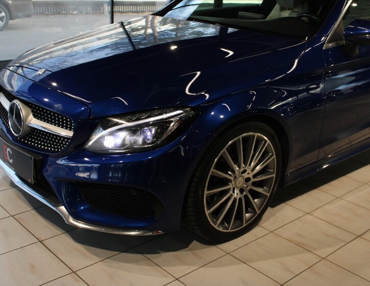 Mercedes-Benz Třídy C Kupé 2,1 l 150 kw