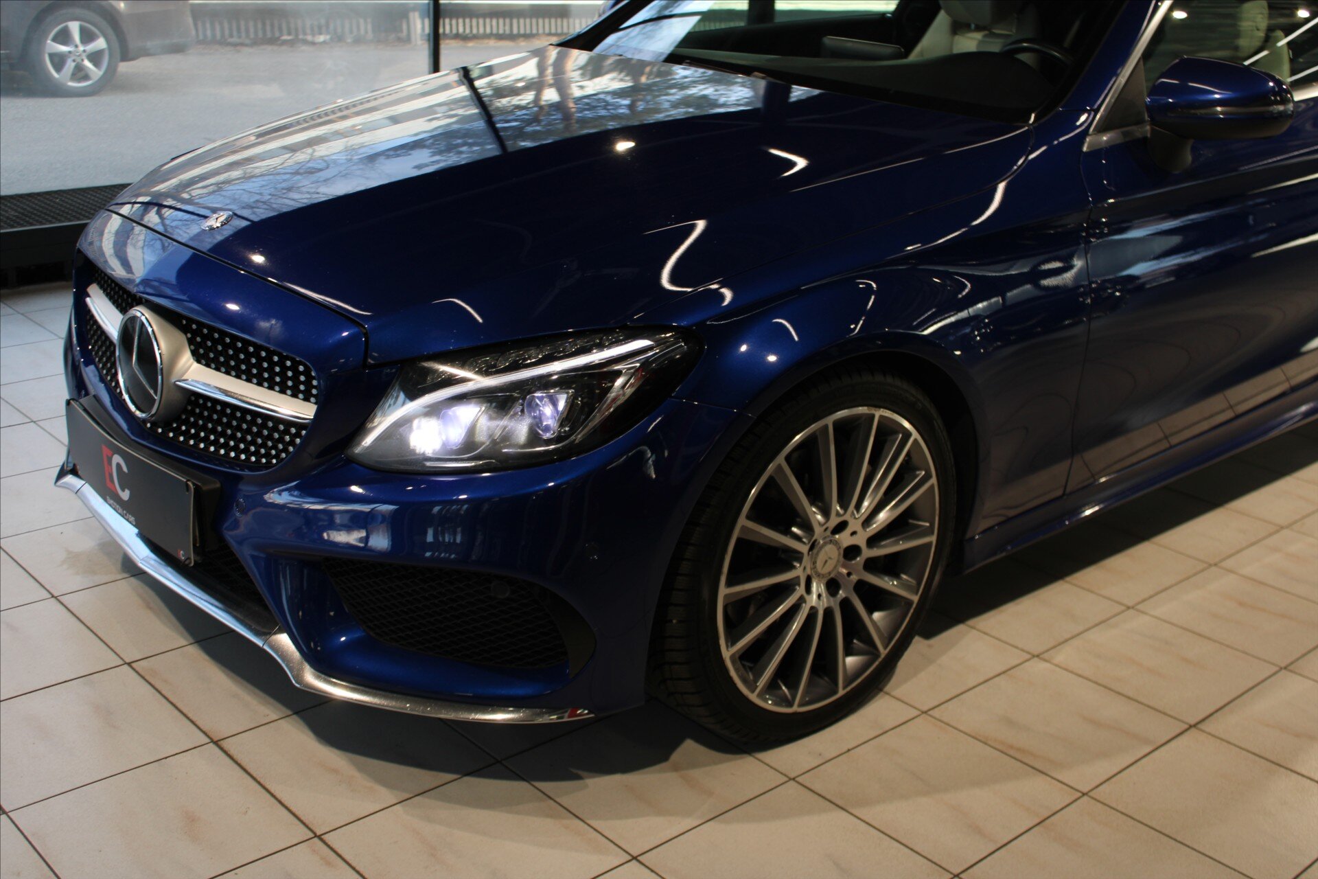 Mercedes-Benz Třídy C Kupé 2,1 l 150 kw