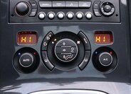 Peugeot 5008 MPV 1,6 l 88 kw