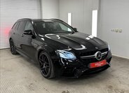 Mercedes-Benz Třídy E 1