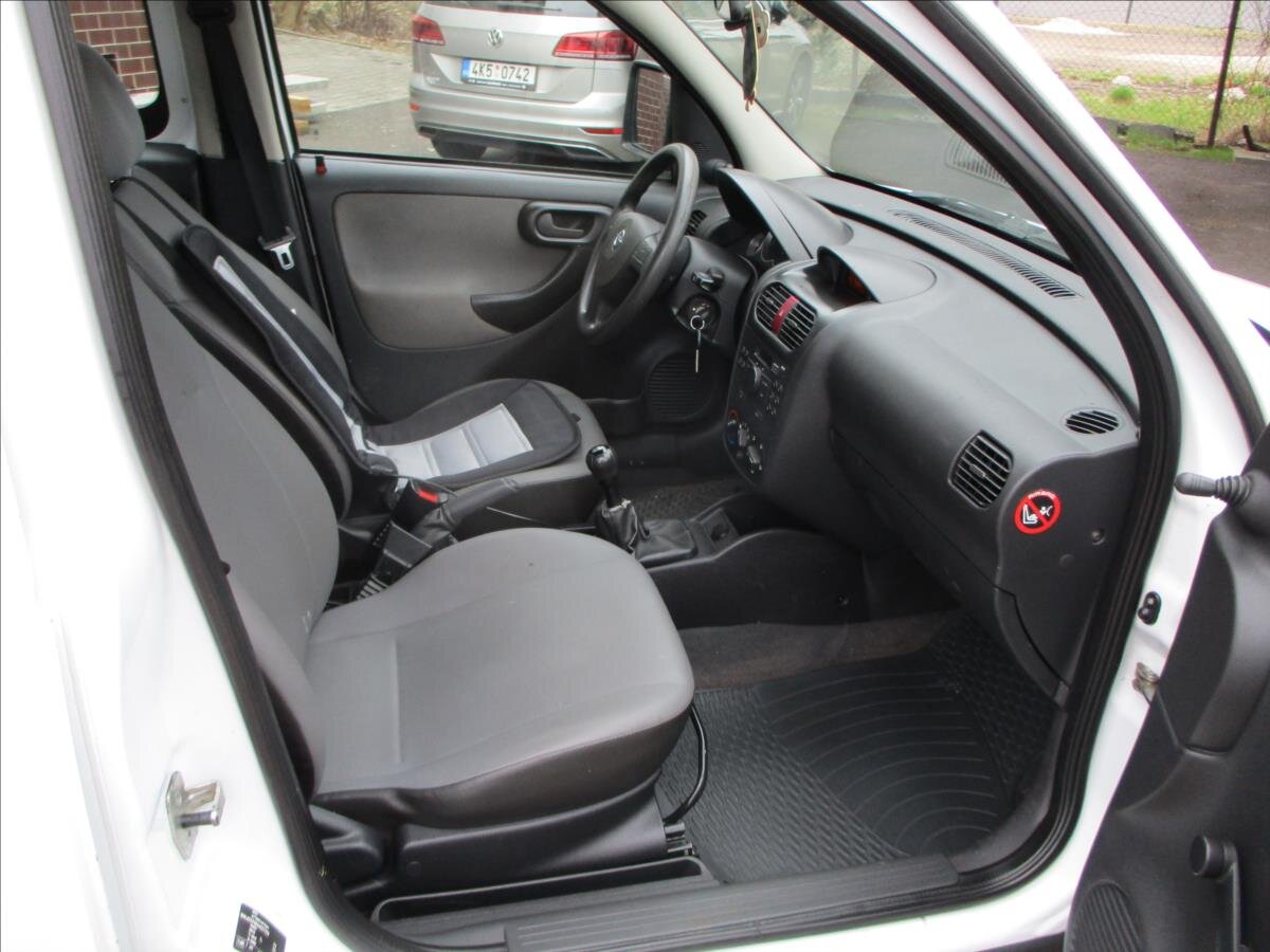 Opel Combo Kombi 1,7 l 74 kw