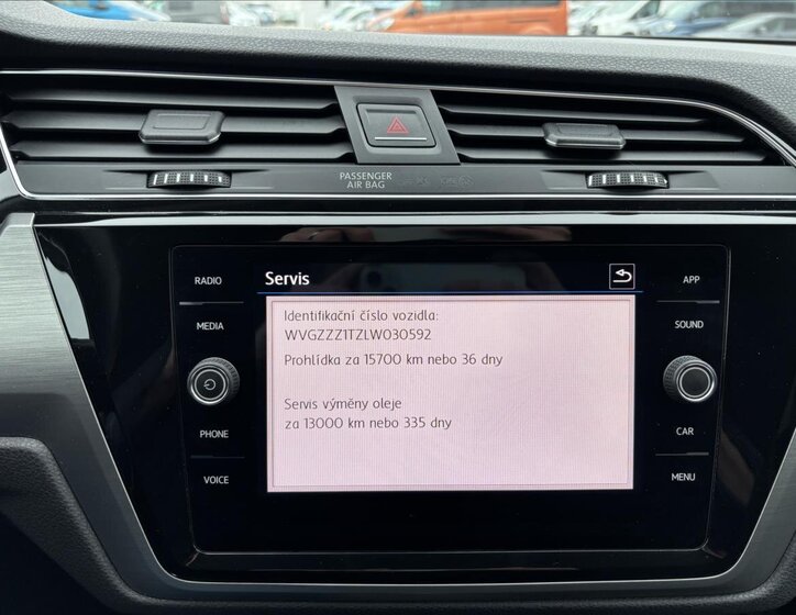 Volkswagen Touran MPV 1,5 l 110 kw