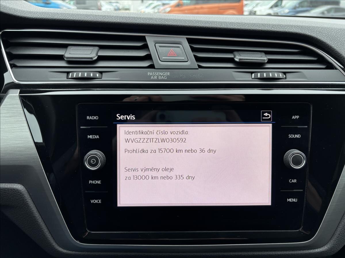 Volkswagen Touran MPV 1,5 l 110 kw