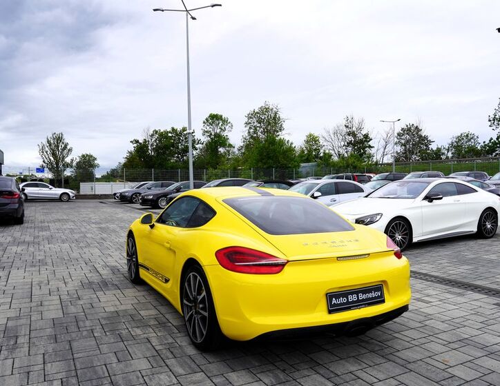 Porsche Cayman 4