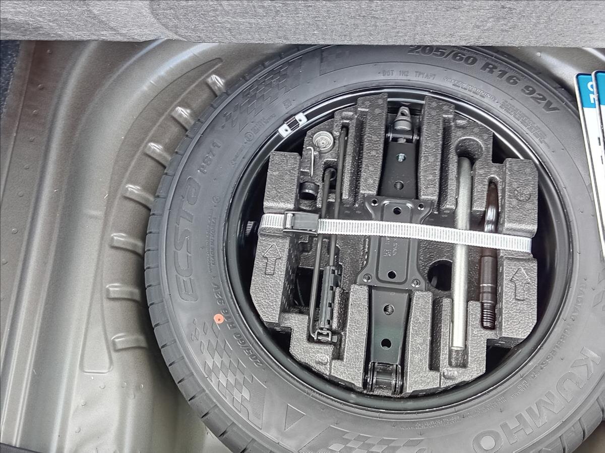 Škoda Octavia Sedan / Limuzína 1,5 l 110 kw