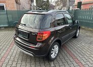 Suzuki SX4 Hatchback 1,6 l 88 kw