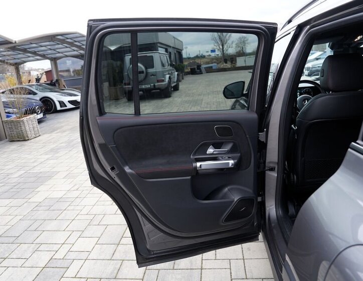 Mercedes-Benz GLB SUV / Terénní 2,0 l 110 kw