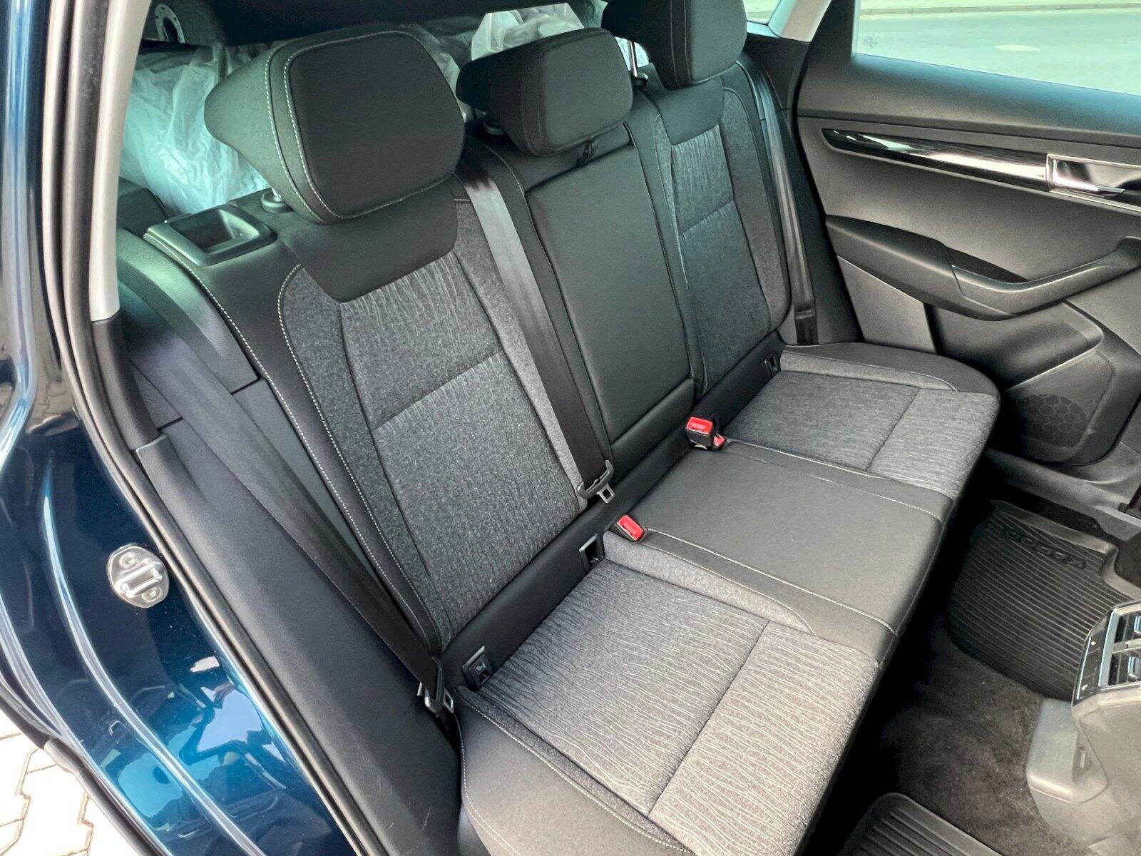 Škoda Karoq SUV / Terénní 1,5 l 110 kw