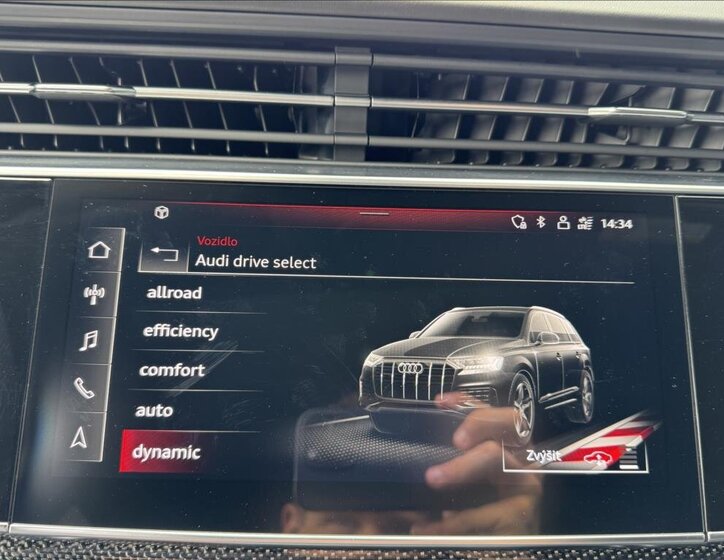 Audi SQ7 Kombi 4,0 l 320 kw