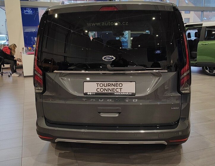 Ford Tourneo Connect MPV 1,5 l 110 kw