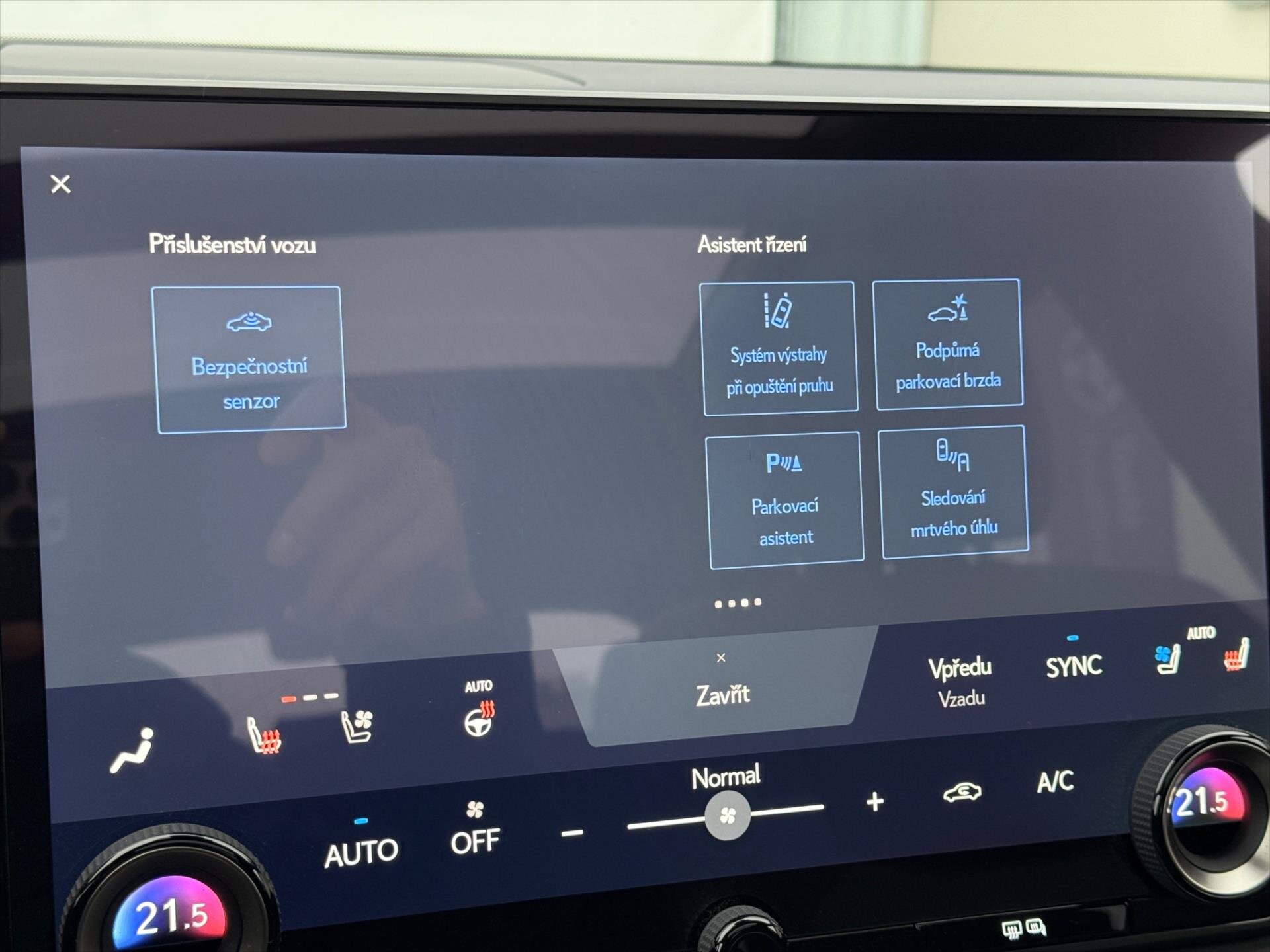 Lexus RX SUV 2,5 l 136 kw