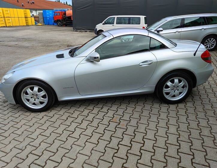 Mercedes-Benz SLK 2