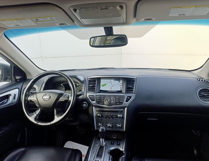 Nissan Pathfinder SUV / Terénní 3,5 l 212 kw