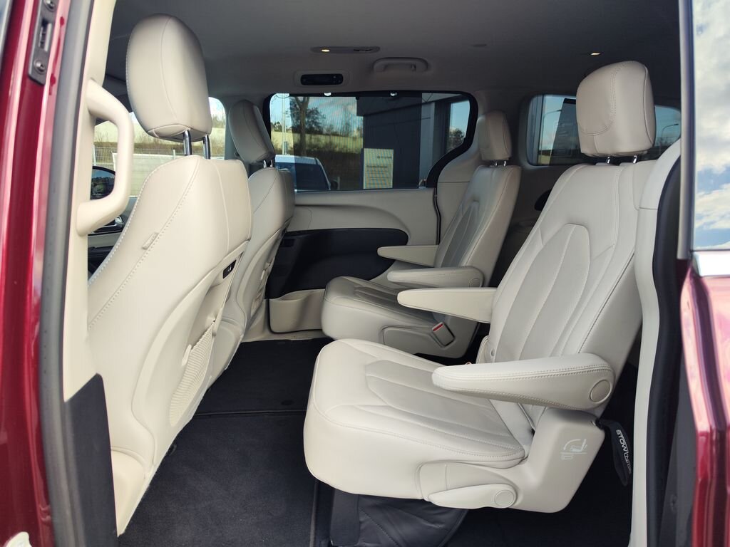 Chrysler Pacifica MPV 3,6 l 214 kw