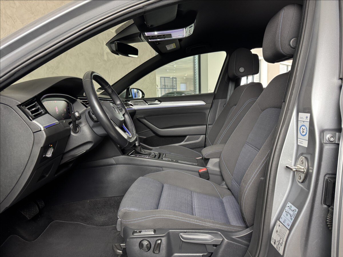 Volkswagen Passat Kombi 1,4 l 160 kw