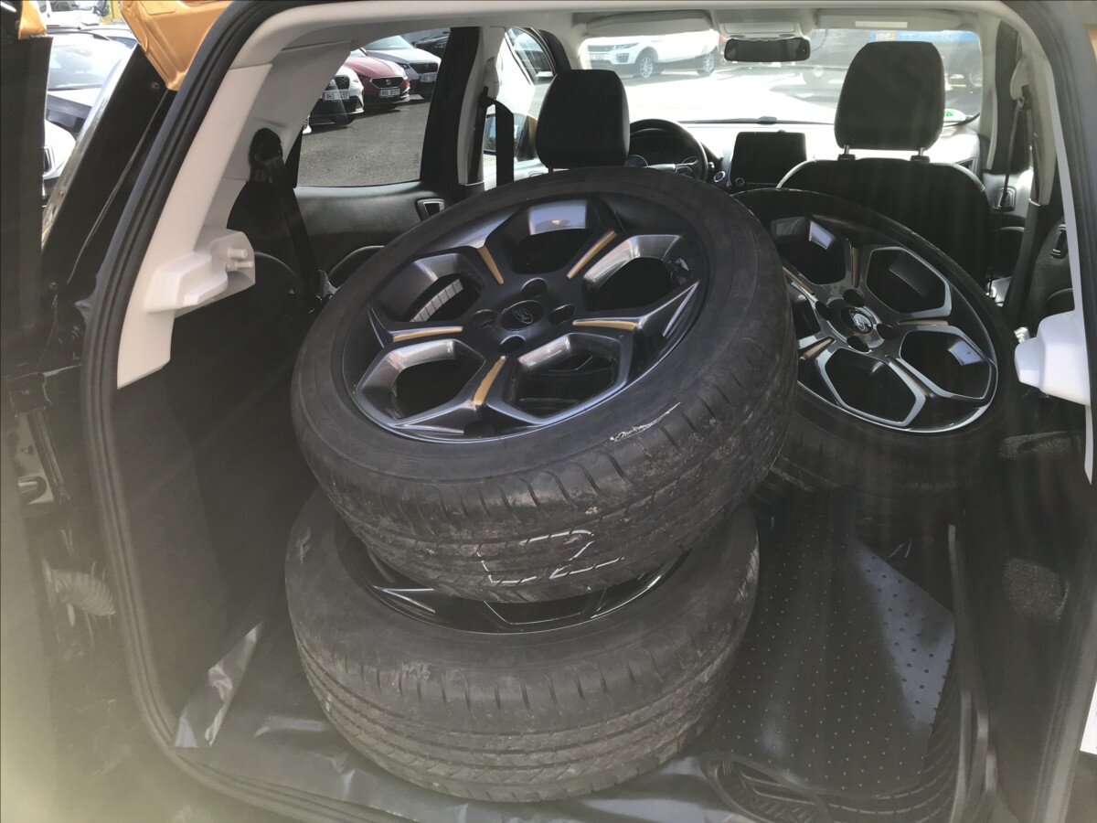 Ford EcoSport SUV 1,5 l 92 kw