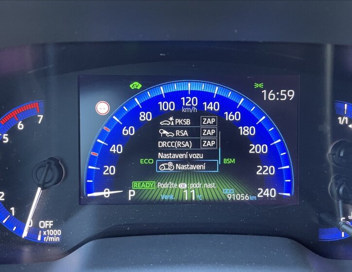 Suzuki Swace Kombi 1,8 l 72 kw