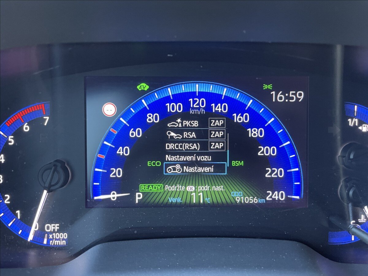 Suzuki Swace Kombi 1,8 l 72 kw