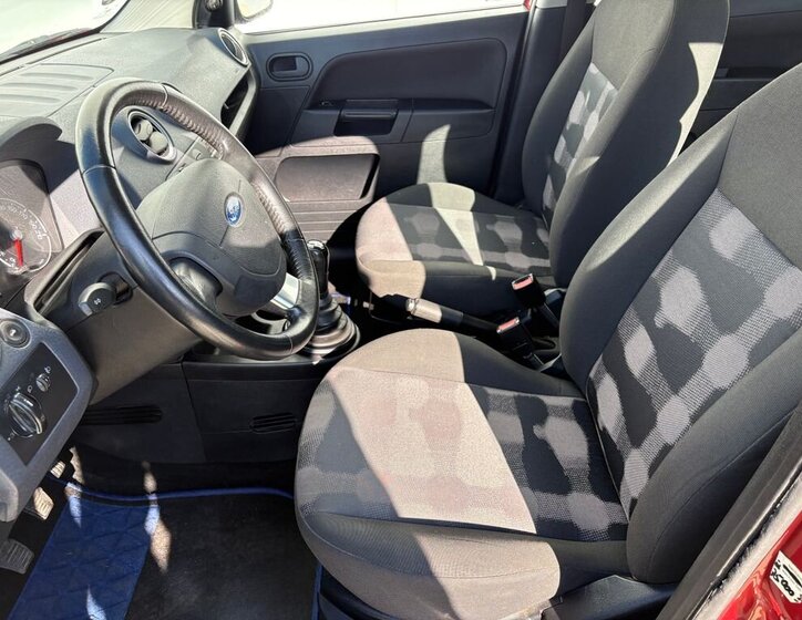 Ford Fusion Hatchback 1,4 l 59 kw