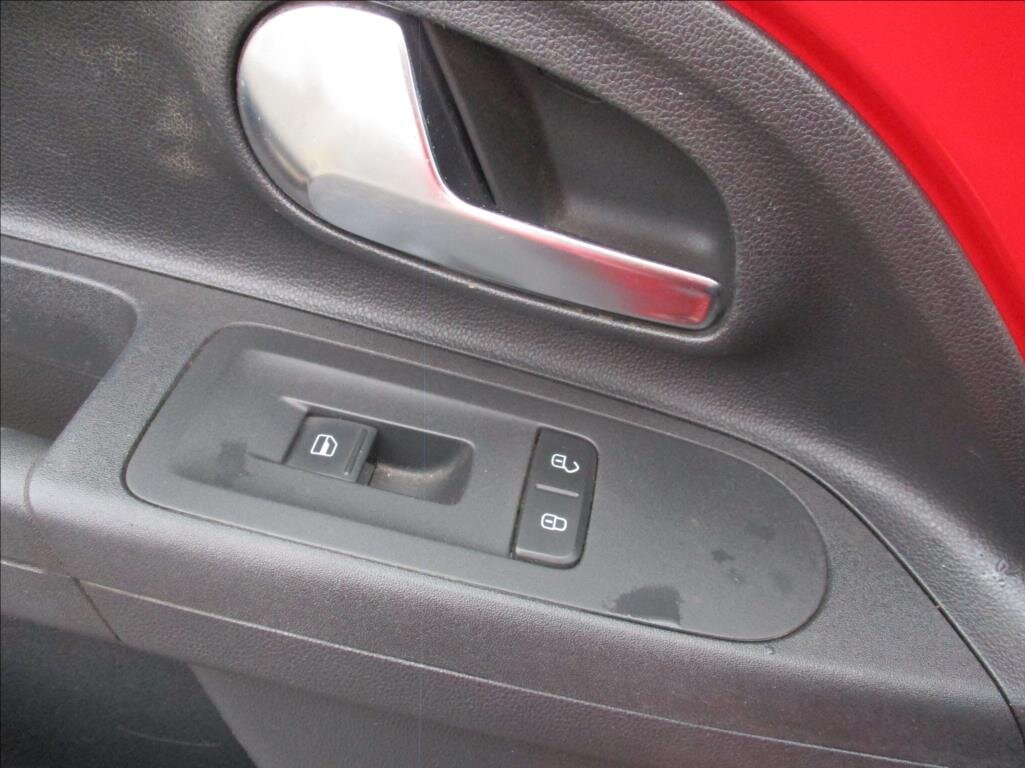 Volkswagen up! Hatchback 999,0 44 kw