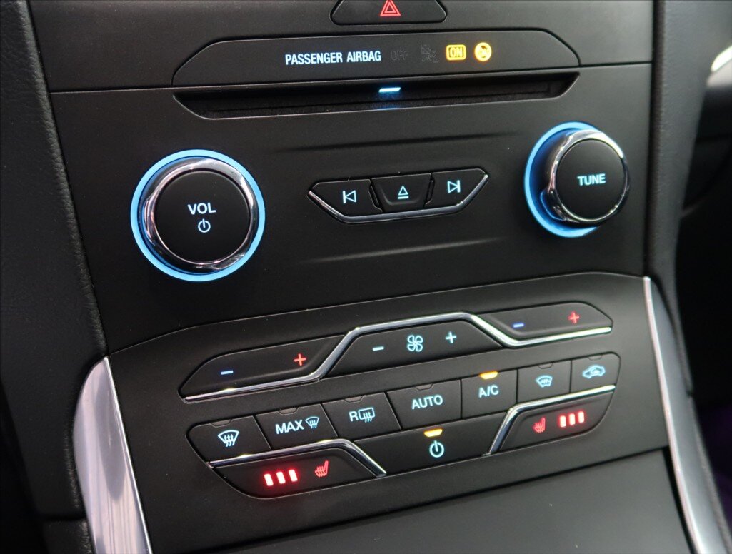 Ford S-MAX MPV 2,0 l 132 kw