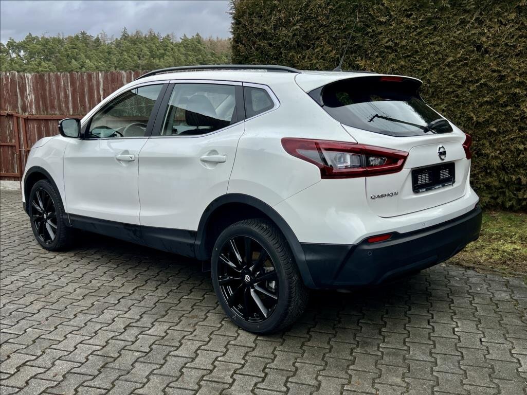 Nissan Qashqai SUV / Terénní 1,5 l 85 kw