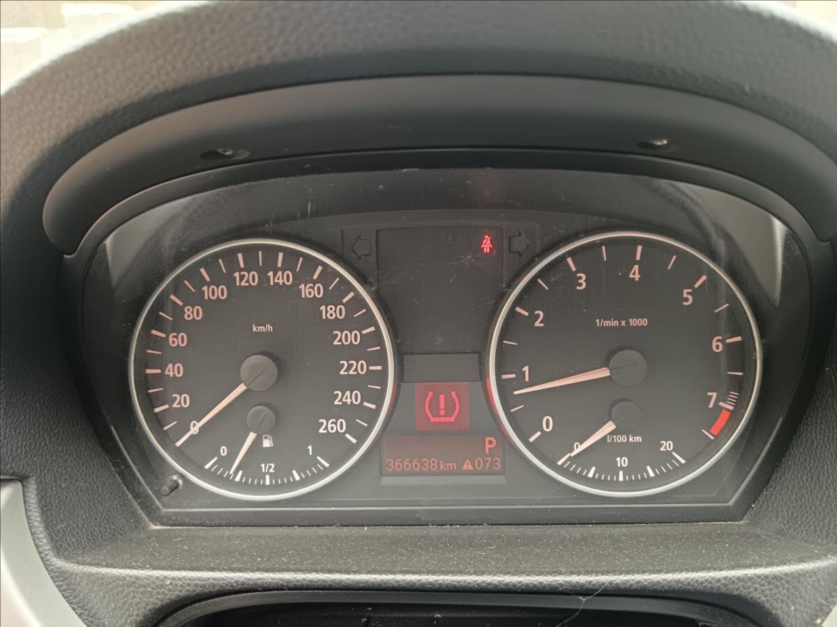 BMW Řada 3 Kombi 2,5 l 160 kw