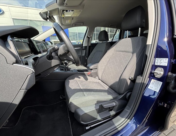 Volkswagen Golf Kombi 1,5 l 96 kw