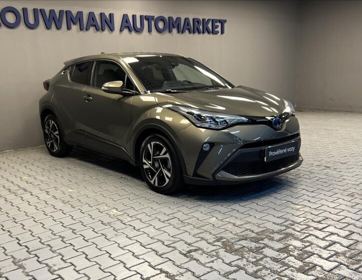 Toyota C-HR 13