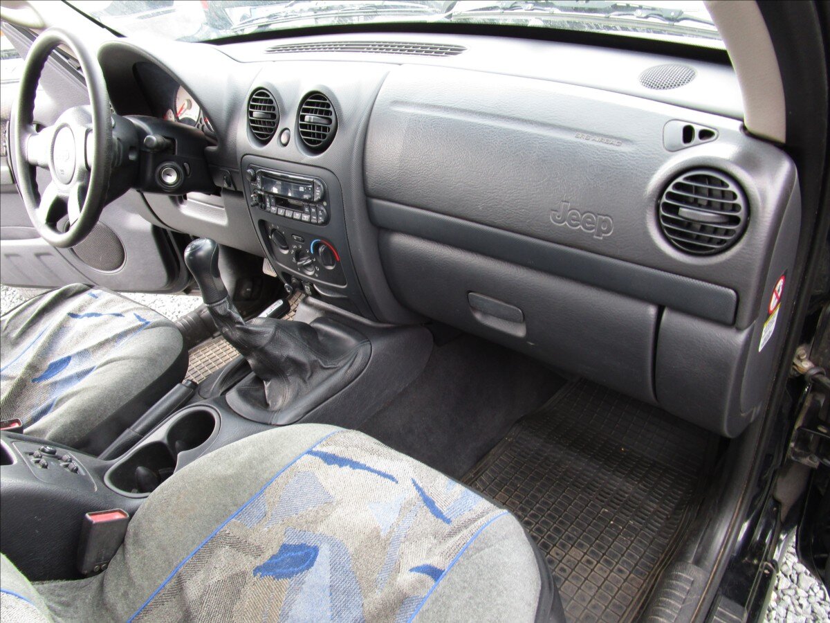 Jeep Cherokee Kombi 2,5 l 105 kw